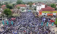 Sumedang Membiru: Lautan Suporter Padati Alun-alun Jelang Kick-off Persib