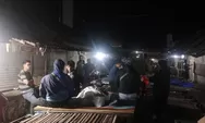 Setelah Sempat Ricuh Soal Penolakan Sementara Revitalisasi Pasar Cimalaka, Pedagang Pastikan Akan Bermalam di Pasar
