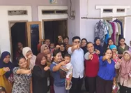 Bayu Baskara Sebar Minyak Goreng RP 2 Ribu untuk Ratusan Warga Bogor