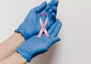 Bukan Hanya Kanker Payudara! Berikut Ini 6 Penyakit yang Sering Menyerang Kaum Hawa