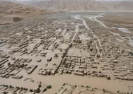 Banjir Dahsyat Terjang Afganistan Akibatkan 300 Orang Tewas, Lebih dari 1.000 Rumah Hancur