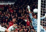 Lisandro Martinez Dikartu Merah, Manchester United Keok Dilibas Leeds United 1-2