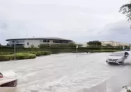 Badai Menyebabkan Hujan Terberat di Uni Emirat Arab, Jalanan dan Bandara Dubai Tergenang Air Banjir