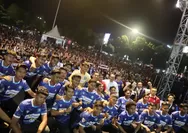 Persiku Luncurkan Jersey di Tengah Nobar Indonesia Vs Uzbekistan, Suporter Teriakan Kerinduan Tropi Juara