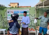 Ngalap Berkah dari Warung Sedekah Bupati Kudus