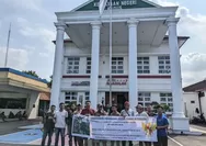 Geruduk Kejaksaan, Pedagang Pasar Bitingan Kudus Laporkan Dugaan Korupsi Proyek Kanopi