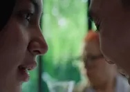 Ariel Tantum di Film Terbaru, Netizen Tak yakin Adegan Rajangnya dengan Raditya Dika, Catatan Harian Menantu Sinting...