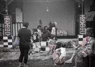Kuy Ah! Ngabolang ke Saung Cepot Bandung, Nikmati Serunya Pertunjukan Wayang Golek dan Workshop Seni Sunda yang Bikin Betah!