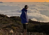 Menantang Puncak Belerang, Menjelajahi Gunung Welirang dengan Jalur Berkarater Unik