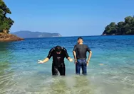 Bukan Cuma Balekambang, Ini 3 Hidden Gem Pantai di Jatim yang Vibesnya Mirip Luar Negeri