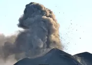 Abu Vulkanik Letusan Gunung Ruang Sampai ke Malaysia, Tujuh Bandara Ditutup Sementara