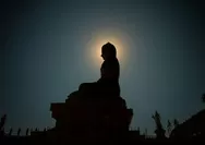 Triwaisak Adalah Hari Suci Umat Buddha yang Berkaitan dengan Tiga Peristiwa Ini