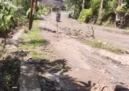 Warga Nanggung Minta DPUPR Kabupaten Bogor Urus Jalan Ace Tabrani yang Amblas: Sudah Satu Tahun Gak Diperbaiki