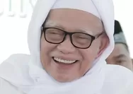KH. Anwar Manshur, Ulama Besar Ponpes Lirboyo yang Jadi Panutan Santri dan Pejabat karena Keteladanan dan Kesederhanaannya