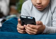 Menkomdigi Pastikan PSE Bakal Disanksi Jika Biarkan Anak di Bawah Umur Pakai Medsos: Bukan Orang Tua yang Dipersalahkan