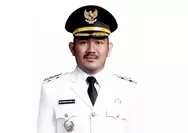 'Si Raja Bongkar' Ade Kuswara Kunang, Bupati Bekasi Ditangkap KPK dalam OTT, Ini Sosoknya