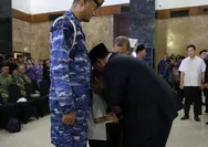 Momen Haru Prabowo Peluk dan Cium Anak Prajurit TNI Gugur di Lebanon, Tangis Pecah di Bandara Soetta Saat Jenazah Tiba Disambut Keluarga