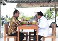 Jokowi dan Prabowo Santap Bakso Bandongan di Kios Kaki Lima Magelang, Jawa Tengah
