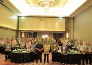 Rakor dan Seminar Peningkatan Kapasitas Camat dan Lurah Dibuka Pj Wali Kota Bekasi di Kota Bandung