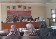 Rapat Minggon Kecamatan Babelan: Bahas Perencanaan, Atasi Permasalahan