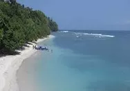 Wisata Pantai Pelengkung Di Banyuwangi Yang Eksotis Dikunjungi 