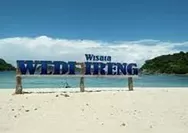 Wisata Pantai Wedi Ireng Yang Lagi Hits Di Banyuwangi 