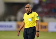 Ingar di Medsos, Warganet Semprot Wasit Ahmed Al Kaf yang Pimpin Laga Indonesia vs Bahrain: Soal Keputusan Kontroversial hingga Drama Menit Akhir.