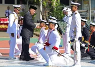  Komisi V DPR RI Tekankan Pentingnya Keselamatan Maritim Yang Berkelanjutan Pada Lulusan Perwira Transportasi Laut Poltekpel Surabaya