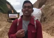 Hanya Bermodal Tenaga, Pemuda Aceh Berjuang Jual Sekarung Cabai untuk Bantu Pengungsi