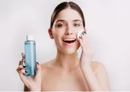 Hempas Kulit Mati dengan Eksfoliasi, Ini Tips dan Rekomendasi Exfoliating Toner untuk Kulit Kering