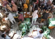 Cadangan ekonomi Indonesia terus tertekan karena pendapatan masyarakat kelas menengah terus merosot