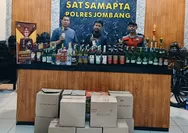 Rumah Pemuda Ngoro Kabupaten Jombang Digerebek Polisi, Simpan Ratusan Botol Miras Siap Diedarkan