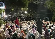 Viral Ribuan Warga Sumenep Disebut Rela Antre Sejak Siang Demi Bisa Tarawih Plus Dapat Amplop Rp300 Ribu, Merupakan Zakat Mal dari MH Said Abdullah
