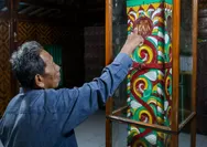 Masjid Saka Tunggal Cikakak Banyumas di prasasti tertulis dibangun pada tahun 1288 Masehi