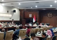 Diskusi Buku Karya Imam Yudotomo, Angkat Gagasan Sosialisme bagi Generasi Muda