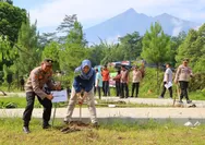 Polres Salatiga tanam 150 pohon di Bumi Perkemahan Buana Sakti