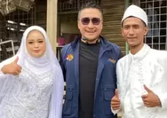 Momen Bahagia Tak Bisa Ditunda, Pasangan di Aceh Tamiang Ini Langsungkan Pernikahan di Pengungsian, Tak Sengaja Ketemu Arie Untung
