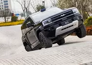 Petualangan Berkendara dan Edukasi Teknologi Secara Langsung, BYD Hadirkan Pengalaman Menantang di Sirkuit All-Terrain Khusus NEV di Zhengzhou 