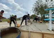 Bangun Jembatan Merah Putih Presisi di Sungai Mandau, Sinergitas Polri dan Masyarakat Bahu Membahu 
