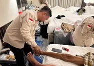 Petugas Haji Rutin Visitasi Monitoring Jemaah Lansia dan Disabilitas, Bahkan Sempatkan Antar Ziarah ke Raudhah 