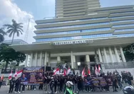 Geruduk Kejagung, Massa Minta Tiga Aktor Besar Kasus Samin Tan Diungkap
