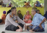Tembus Pelosok, Misi Kemanusiaan Eskpedisi JALUR Polda Riau Bagikan Bansos