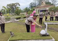 Sambut HUT Bhayangkara Ke 80 Tahun 2026, Polres Dumai Ziarah dan Tabur Bunga di TMP Damai Sentosa