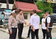 Sinergitas Ditlantas Polda Riau dan PUPR, Penggalian Parit Jadi Solusi Atasi Banjir di Depan RS Awal Bros