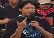 Baskara Putra 'Hindia' Pasang Badan di Aksi Kamisan ke-19: Sakit Hati Perjuangan HAM Disebut Isu 5 Tahunan