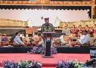 Kapolda Jatim Gaungkan Semangat Jogo Jawa Timur di Pagelaran Wayang Kulit Peringati Hari Bhayangkara ke - 80