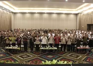 Evaluasi Program Makan Bergizi Gratis, Gubernur Melki Laka Lena Beri Pengarahan kepada Korwil, Mitra dan Yayasan