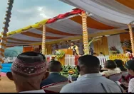Ribuan Umat Hadiri Syukuran Tahbisan Imam Pater Petrus Sandiawan Denatalis, SVD di Lamba Manggarai Timur