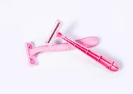 Perlukah Rambut Dicukur Habis? Ini Penjelasan Dokter !