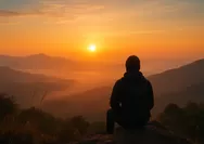 Nikmati Sunrise Gunung Sanggabuana yang Memikat Pendaki Pemula Wisata Favorit di Karawang